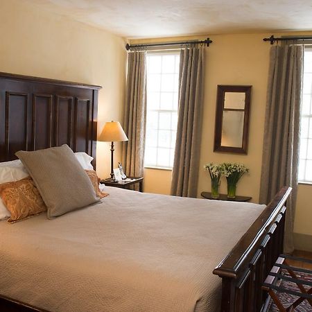 The Old Inn On The Green New Marlborough Room photo