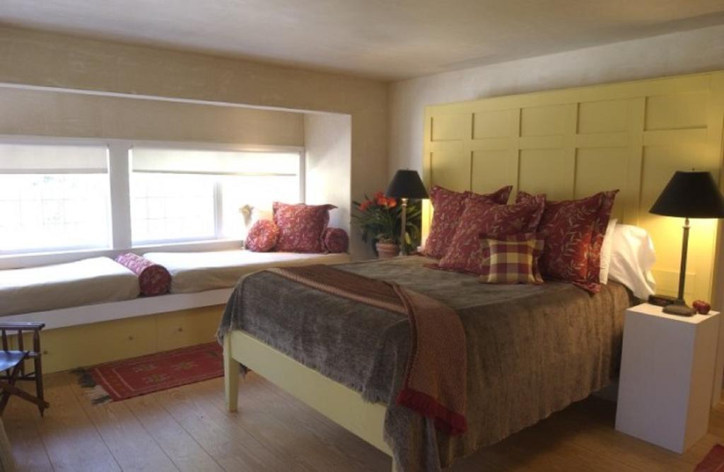The Old Inn On The Green New Marlborough Room photo